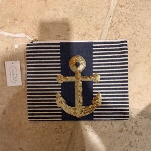 NEW Mud Pie Navy and Gold Anchor Clutch